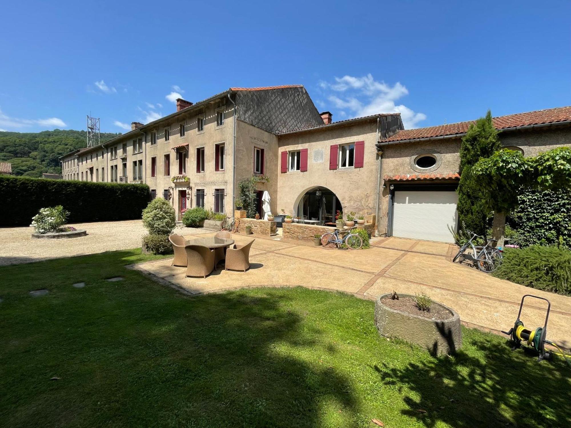 Residence Le Petit Paradis Labastide-Rouairoux Екстериор снимка